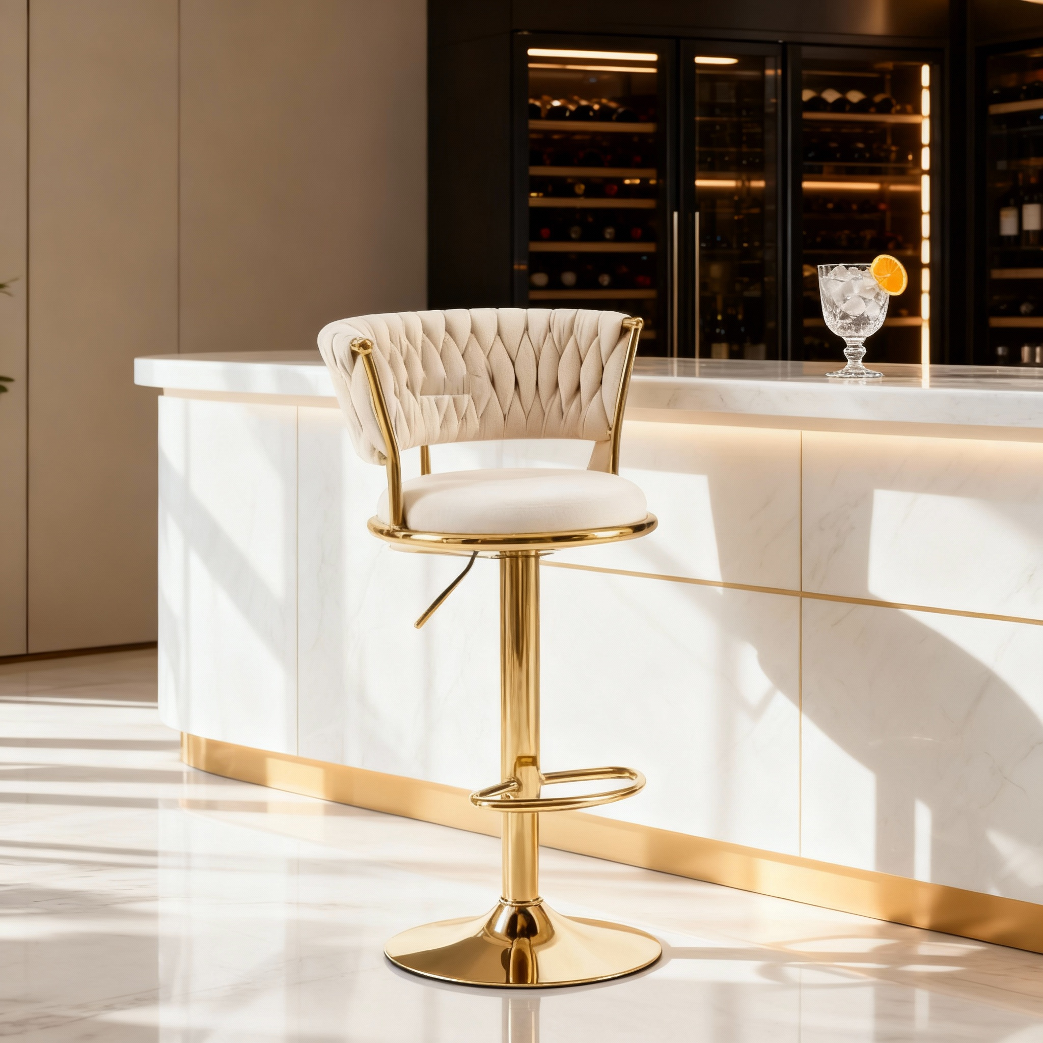 Banco Alto Mitlan con Base Dorada – Tapizado en Terciopelo Premium, Altura Ajustable